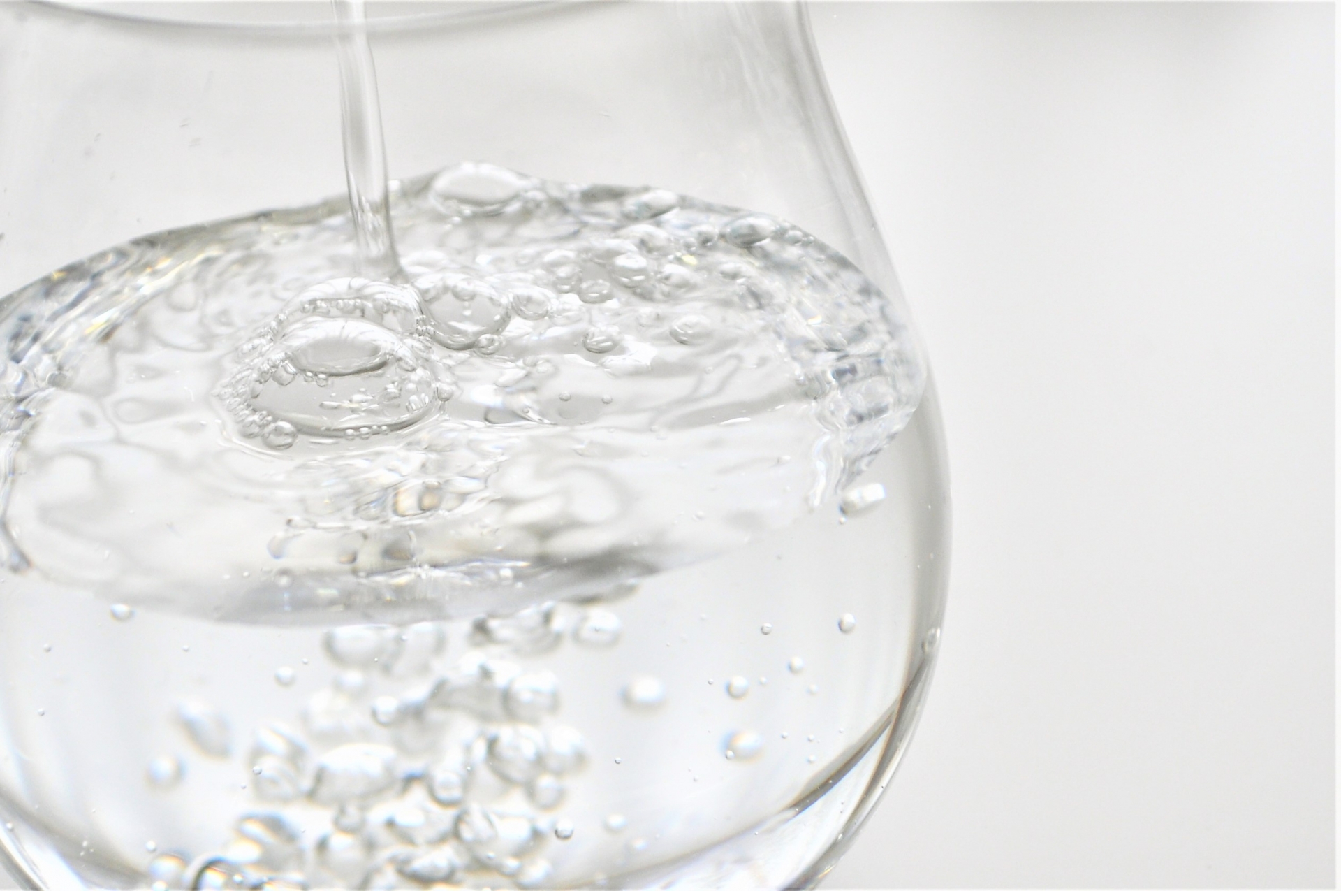 美味しくミネラル豊富な中硬水:きりしまの名水 始元水